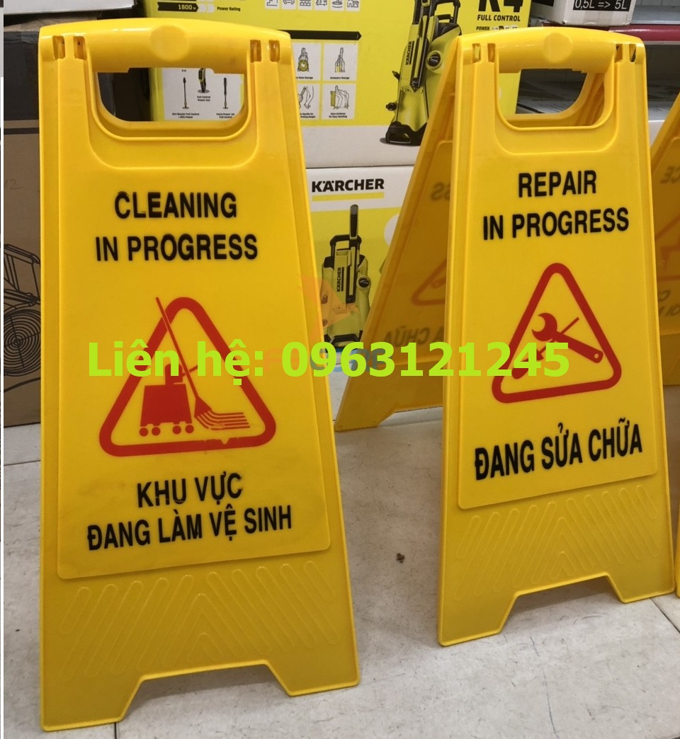 Biển báo chữ A đang sửa chữa